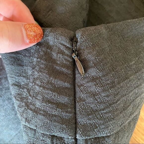 Ann Taylor Black Textured Lined Skirt with Front Button Panel Accent 12P - Picture 7 of 7